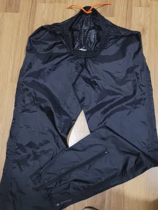 Pantalón impermeable Quechua