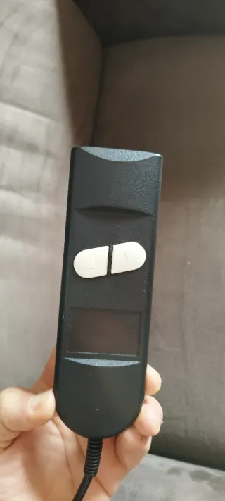 Poltrona elettrica elevabile e reclinabile