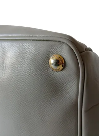 Bolso Prada Galleria Gris