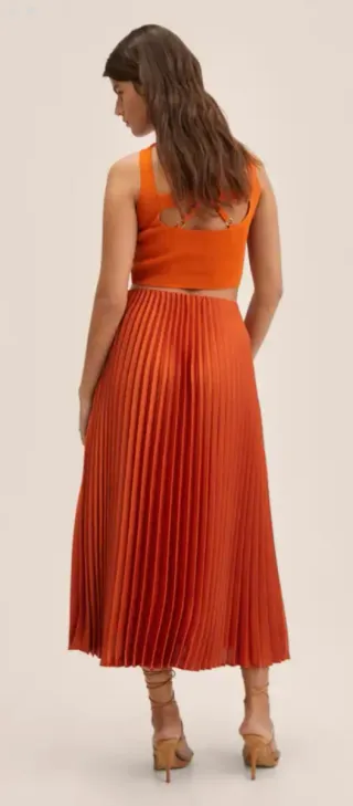 Falda midi plisada anaranjada