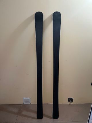 Esquís de travesía Volkl Nvatra 170 cmcon focas