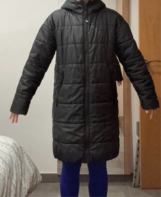 Chaqueta larga acolchada Nike negra