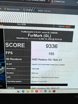 Tarjeta Gráfica Gigabyte RX 7600 XT muy poco uso