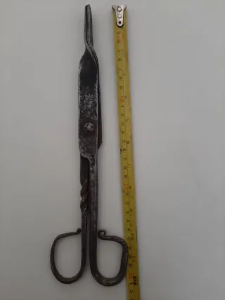 Tenazas de forja antiguas