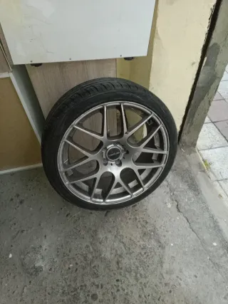 Llantas 20 5 tornillos