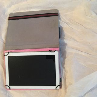 Tablet Asus blanca (No enciende)