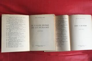 LOTE DE 2 LIBROS DE JESUS URTEAGA