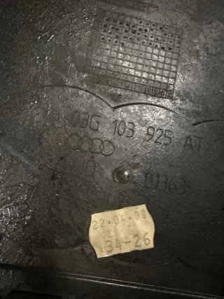 Tapa motor Audi varios modelos