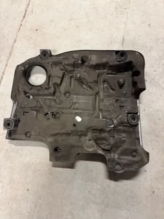 Tapa motor Audi varios modelos