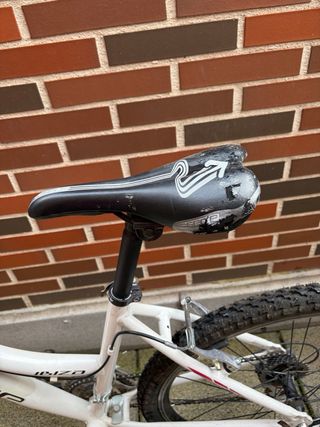 Bicicleta de Montaña Blanca y Rosa