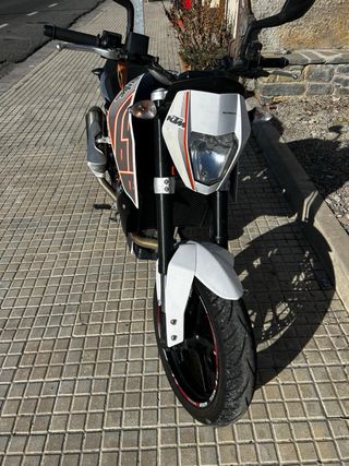 KTM Duke 690 2012