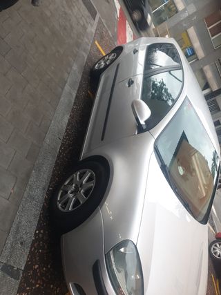 Volkswagen Golf 2004