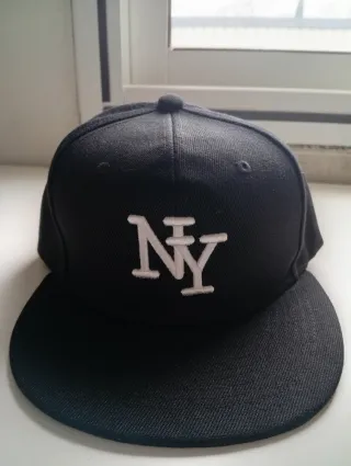 Confezione 2 Cappelli NY e LA Nere