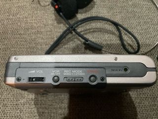 Reproductor Sony MiniDisc MZ-B50 grabador + extras