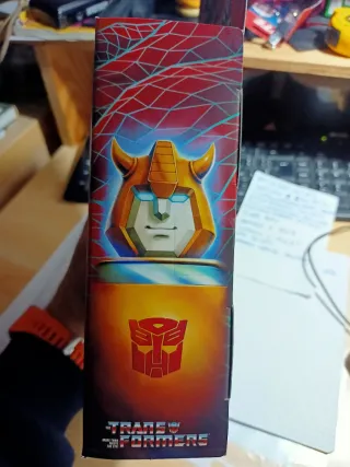 Masters of the Universe x Transformers Bumblebee