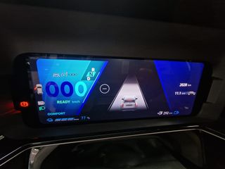 Renault 4 ICONIC E-TECH 2025