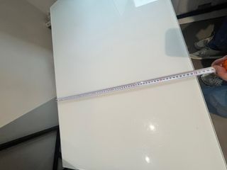 Mesa de cocina cristal y metal. extensible impecab