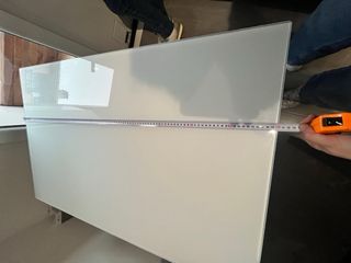 Mesa de cocina cristal y metal. extensible impecab