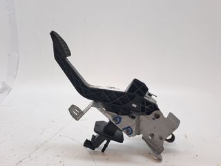 PEDAL EMBRAGUE MAZDA 2 LIM. ()
