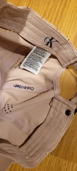 Gorro Calvin Klein Beige