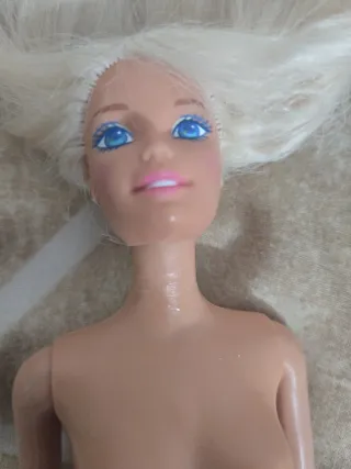 Barbie 1999 cabeza pegada