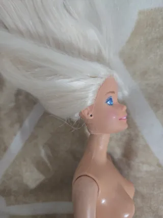 Barbie 1999 cabeza pegada