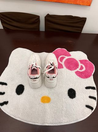 Zapatillas Hello Kitty Blancas y Rosas
