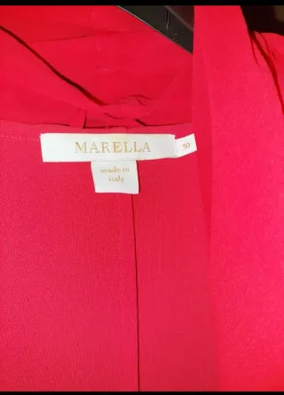 Abito  elegante  da donna