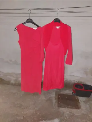 Abito  elegante  da donna