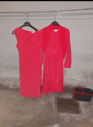 Abito  elegante  da donna