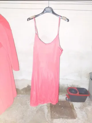 Abito  elegante  da donna