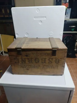 Caja Madera Vintage Brandy Osborne