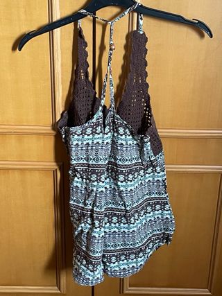 Top Okeysi Talla M Crochet y Estampado