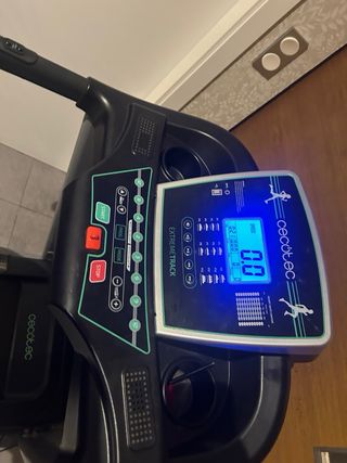 Cinta de Correr Cecotec con cinta de masaje