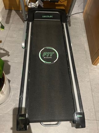 Cinta de Correr Cecotec con cinta de masaje