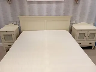 Cabecero de madera beige