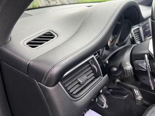 Porsche Macan S DIESEL SPORT R- DESIGN BLACK EDITION 258CV (2017)