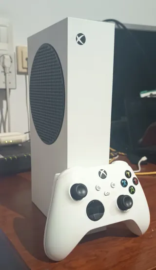 Xbox Series S + 14 Giochi