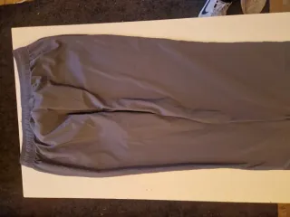 Pantalón chándal Reebok gris M