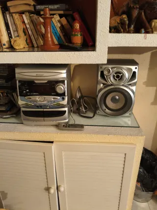 Minicadena Pioneer Plata y Negra