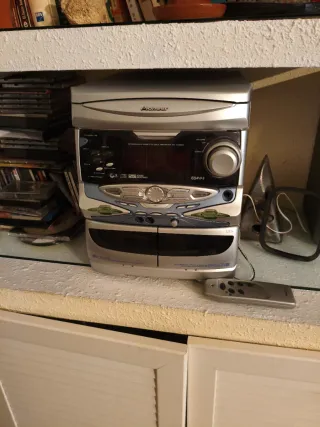 Minicadena Pioneer Plata y Negra