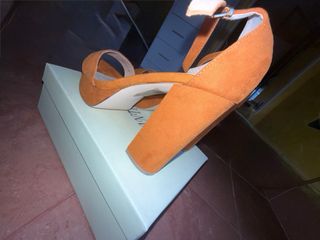 Sandali Diamantique colore cammello