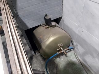 Maquinaria aluminio y camión