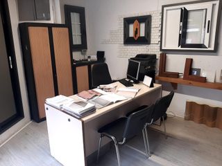 Maquinaria aluminio y camión