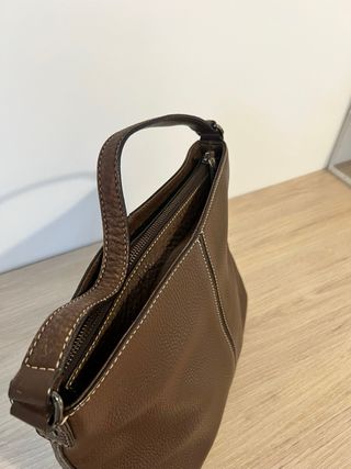 Bolso de piel marrón Gloria Ortiz