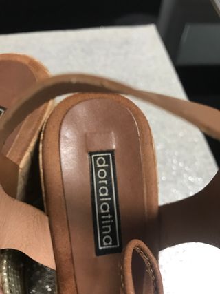 Sandalias cuña Dorati talla 36