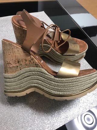 Sandalias cuña Dorati talla 36
