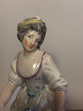 Pareja de Figuras de  Staffordshire. S. XVIII