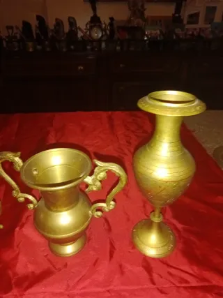 Set vintage in ottone Torre Eiffel con campanelle e altro