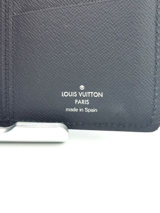 Cartera Louis Vuitton Brazza Piel Epi Negra